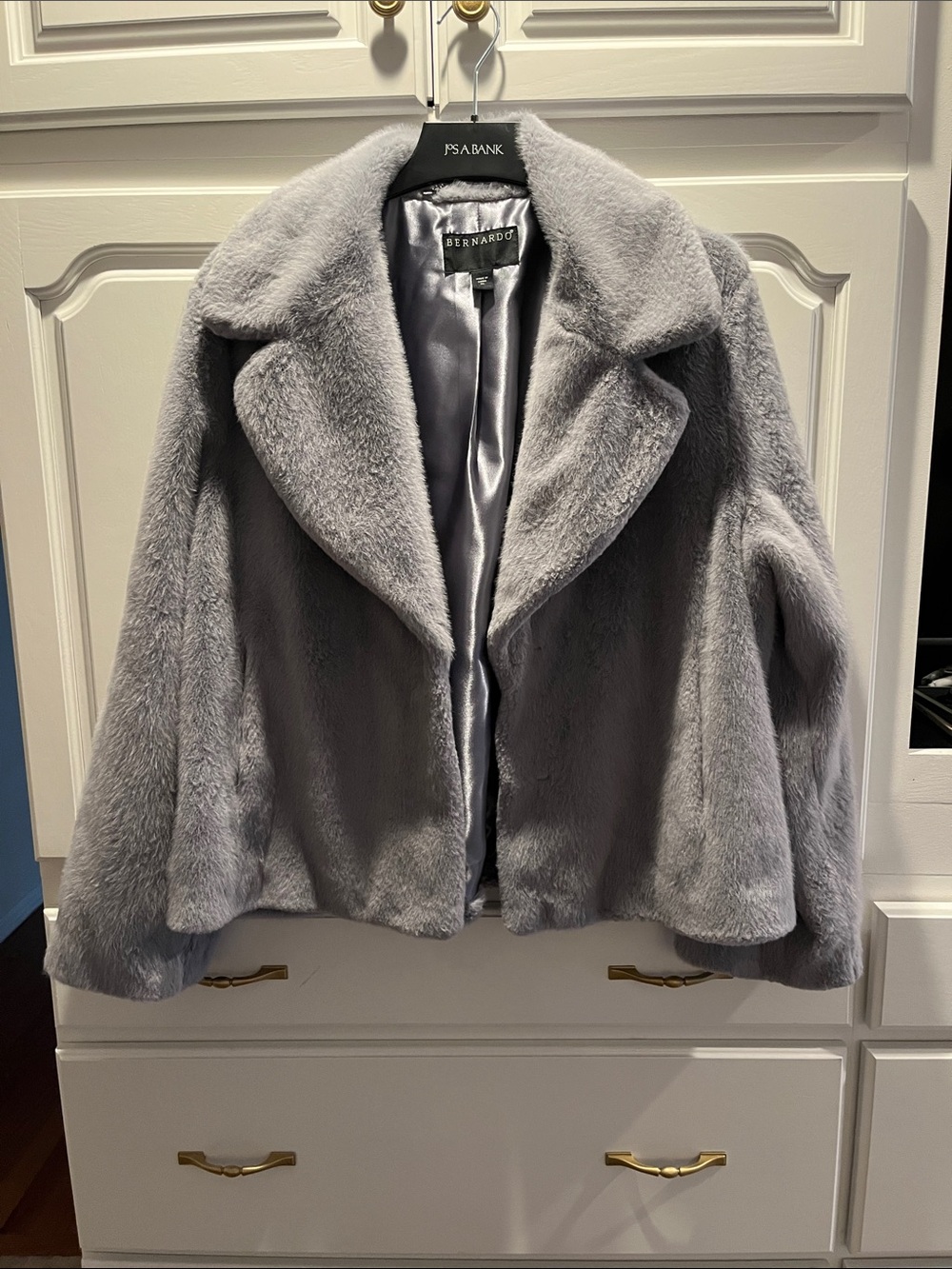 BERNARDO Short Faux Fur Coat in Dusty Blue